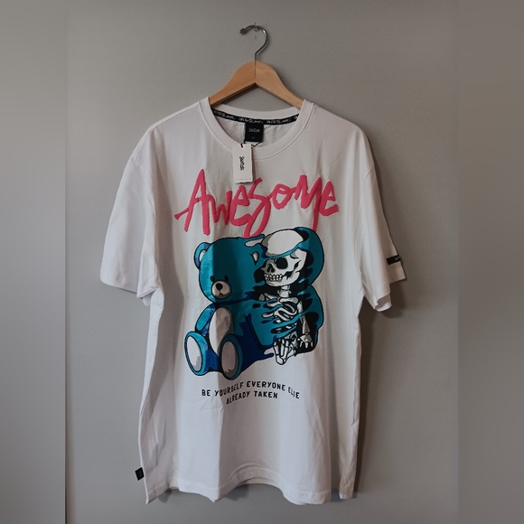 Switch Awesome Be Yourself Everyone Else Is Already Taken Graphic Tee - Picture 1 of 3